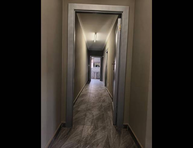 2 BEDROOM PROPERTY TO RENT IN KENSINGTON